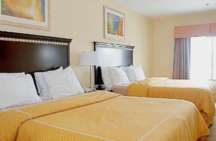 Comfort Inn & Suites Carbondale University Area Екстериор снимка